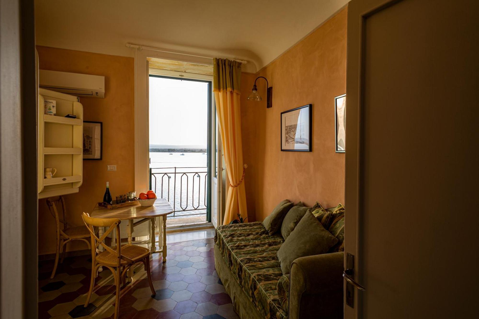 Dimora Di Ulisse Sea View Holiday Apartment Syracuse Exterior foto